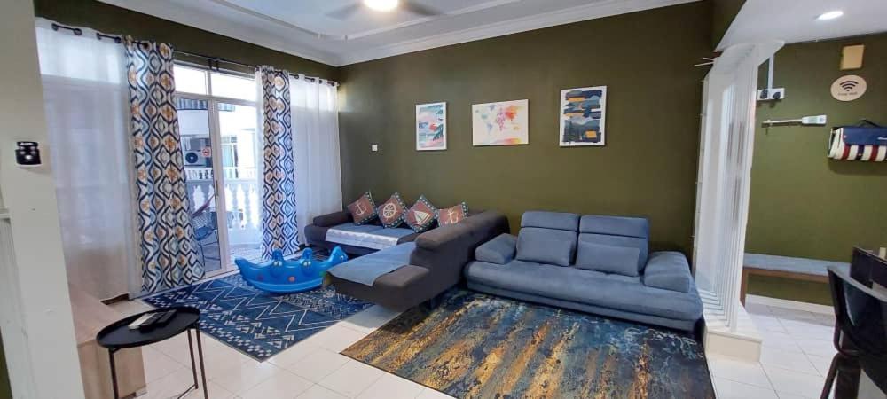 Adella Homestay Pantai Puteri - 5 Min Klebang *